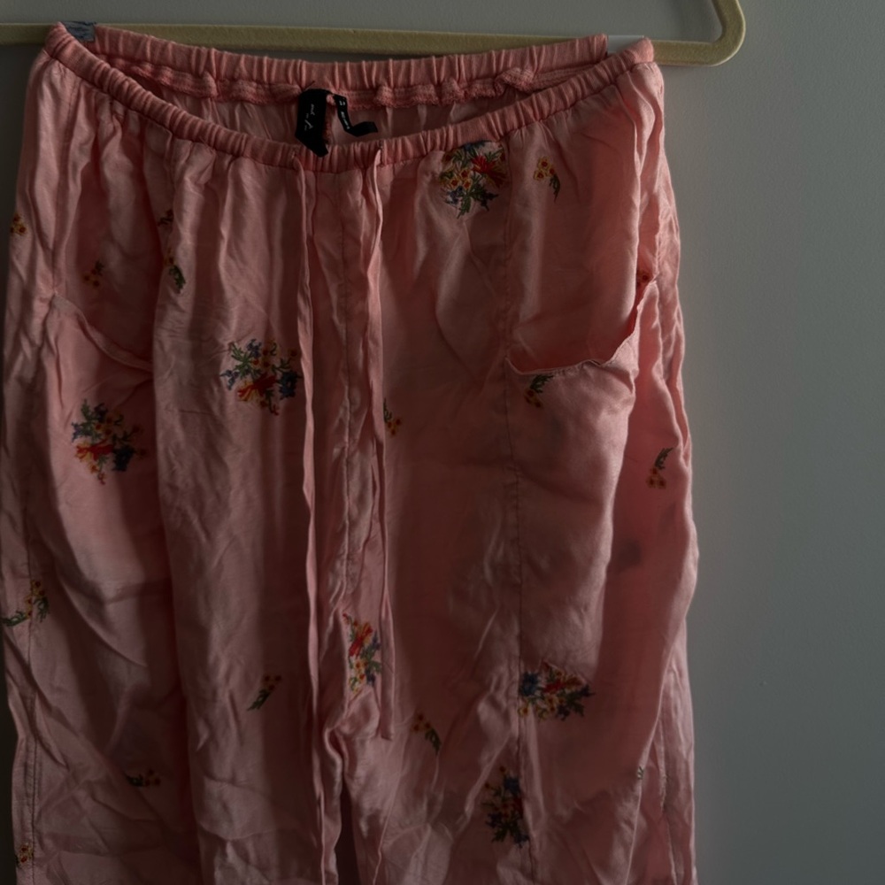 OUT FROM UNDER FIONA EMBROIDERED PANT URBAN OUTFITTERS - Picture 1 of 4